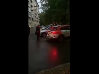 В Москве задержали водителя каршеринга, который накануне, будучи пьяным, протаранил восемь автомобилей