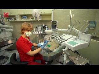 Ультразвуковая чистка зубов собак в ветеринарной клинике или у грумера? Фильм-исследование