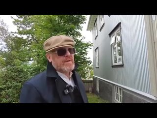 [varlamov] Исландия: природа Камчатки, сервис Европы | Игра престолов, урбанистика, украинские беженцы