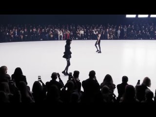 [GIVENCHY] GIVENCHY | Spring Summer 2022 RTW Show