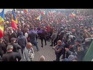 Митинги против власти в Кишинёве