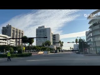 В Майами-бич взорвали знаменитый отель Deauville Beach Resort, в котором в разное время останавливались экс-президент США Джон К