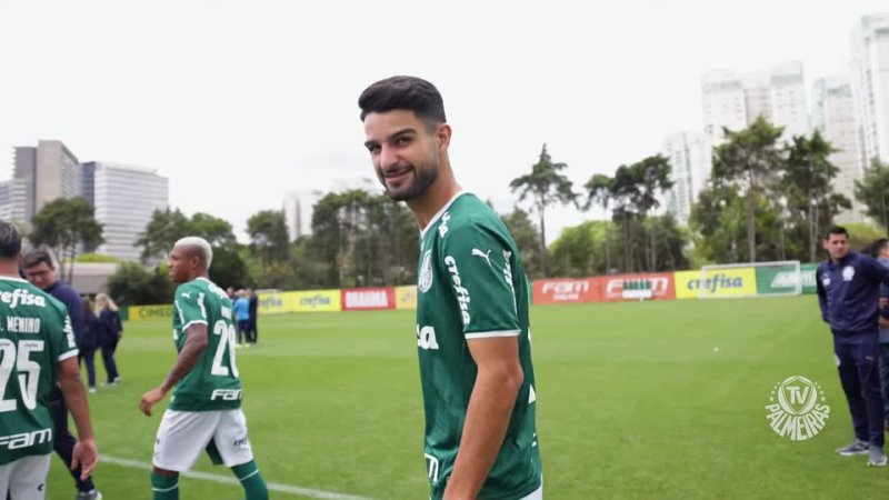 TV Palmeiras/FAM - ELENCO POSA PARA FOTO OFICIAL DE CAMPEÃO