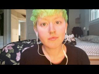 [BeeASMR] [ASMR] Your nonbinary friend does your androgynous makeup (soft speaking & whispering)