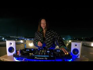 LEISAN - Balcony Night Live @ Los  Angeles , California _ House DJ Mix - December 7th, 2022