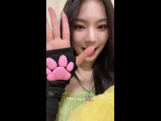 221121 @ Обновление Айсы в разделе Moment сообщества STAYC @ Weverse