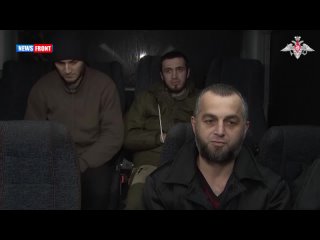 Российские военнослужащие, освобожденные из плена, поделились эмоциями от долгожданного возвращения на Родину