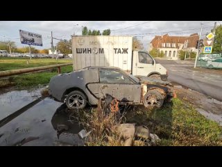 Раздербанили и бросили! Спорткар “Bugatti“ уже много лет ржавеет под открытом небом 😲🏎🏁