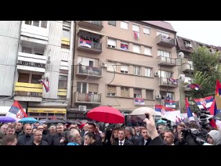Кадры из Косова, где прошёл мирный протест сербов против притеснения со стороны Приштины