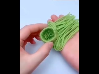 Как сделать шапочку из ниток и втулки