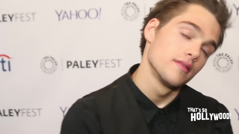 Dylan Sprayberry Gets Kissed By Tyler Posey On The Red Carpet Plus Teen Wolf