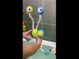 Милый детский душ для ванны