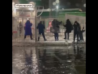В Москве после аномального снега пошёл аномальный для этого времени дождь, а теперь вот сообщают, что пришло аномальное тепло.