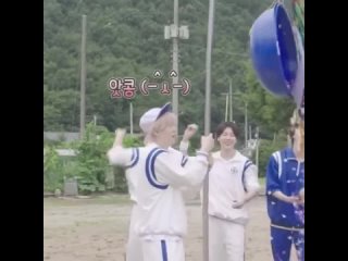 LMAOOOO joon threw the ball and it bounced off and hit yoongi directly in the face