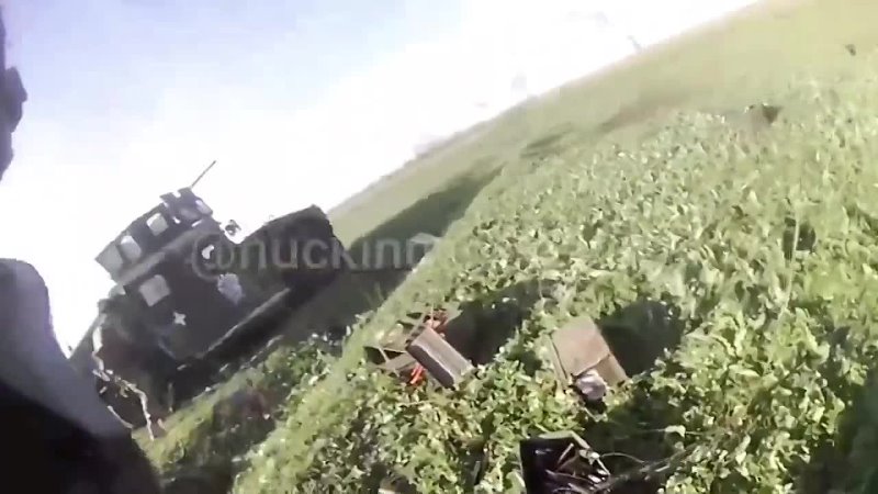 Ukrainian Gunner in Humvee experiences a mine blast while raiding Russian positions #ukraine #war