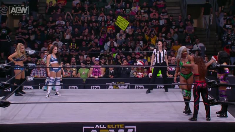 Jade Cargill, Leila Grey & Red Velvet vs. Kiera Hogan, Skye Blue and Madison Rayne