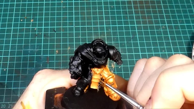 Imperial Fist yellow armour
