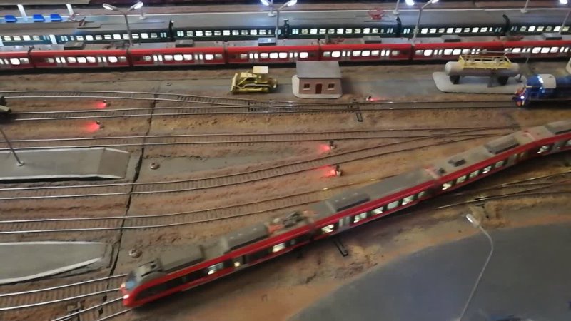 2 DB electric trains ET425 and Talent2