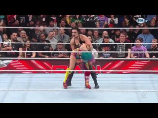 Rhea Ripley Vs Asuka Vs Bayley Parte 2 - WWE RAW 5 de Diciembre 2022 Español