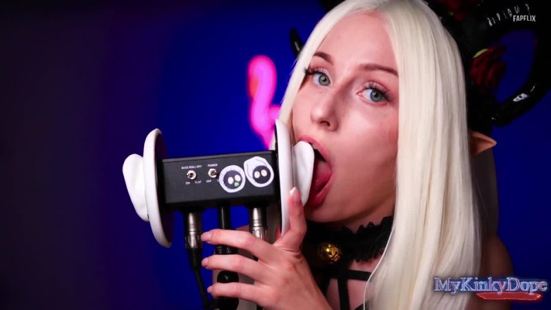 My Kinky Dope aka My Sweet Alice ASMR Ear Eating (