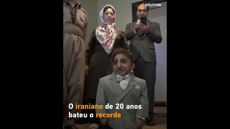 Iraniano de 65 centímetros reconhecido como o homem mais baixo no