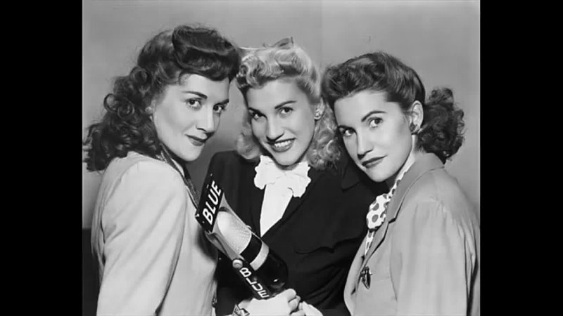 Andrew's sisters. Эндрю Систерс. Сестры Эндрюс. The Andrews sisters фото. The Andrews sisters в старости.