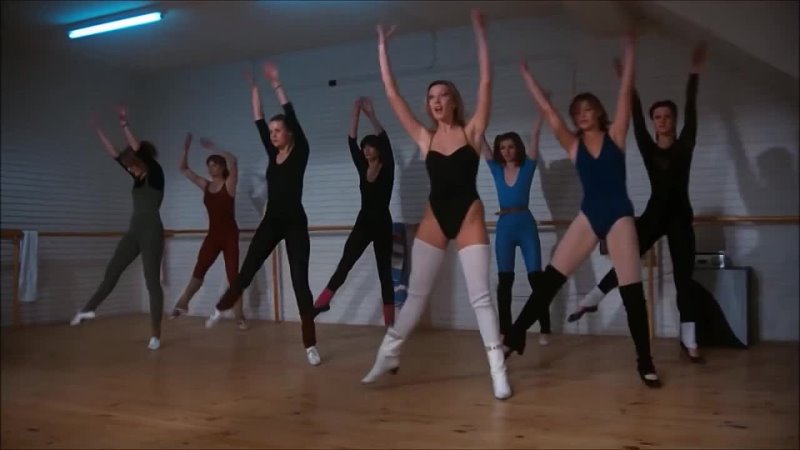 Carpenter Brut - Run, Sally, Run (фильм маньяк Pieces 1982 movie) (секси клип музыка sexy music video clip explicit девушки HD