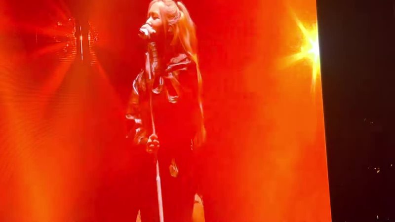 221222 BLACKPINK (Rosé) - Hard To Love @ BORN PINK WORLD TOUR in Amsterdam