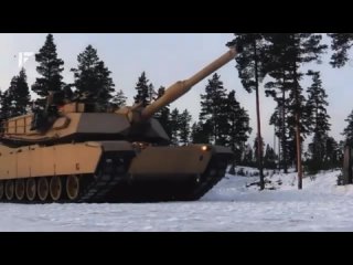 Основной боевой танк США M1 Abrams не смог взобраться на заснеженный пригорок