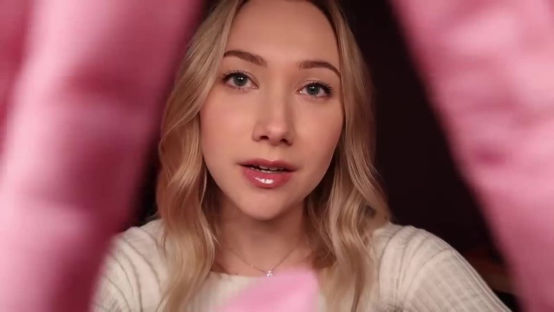 [Abby ASMR] ASMR Face Attention w/ Gloves & Light Triggers