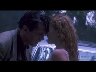 Секс на капоте под дождём с Дрю Бэрримор - Ядовитый плющ (1992)