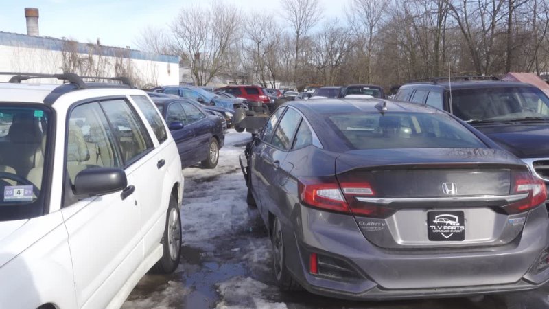 Honda Clarity Plug In Hybrid (2017) в комплектации