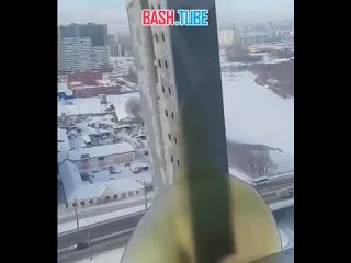 🇷🇺 В Челябинске семья полчаса провела на высоте 73 метров на колесе обозрения