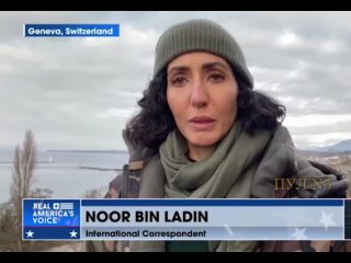 На видео племянница Усамы Бен Ладена, журналистка Нур Бен Ладен — главе Давосского форума Клаусу Швабу: Я человек, а не QR-код.