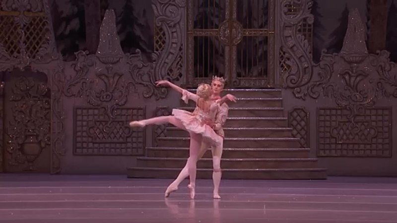 The Nutcracker Sugar Plum pas de deux ( Kaneko, Bracewell, The Royal