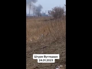 ‼️🇷🇺🇺🇦 Штурм Угледара: украинские боевики снимают видео с позиций и говорят, что ждут прорыв российских войск
Как мы видим, наст