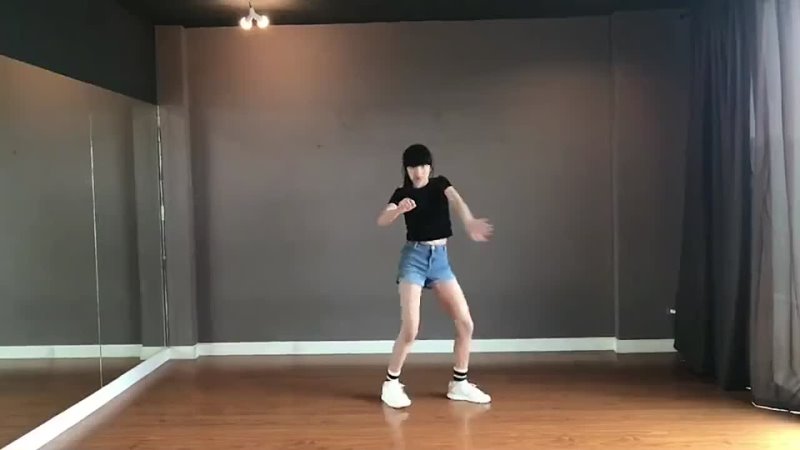 chiquita dance blackpink