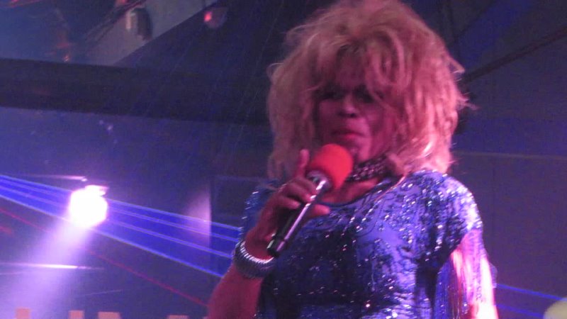 Lady Nicolly brilha em show na Olimpo com especial Tina Turner 1/3/23