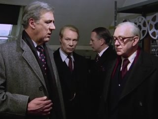 Tinker, Tailor, Soldier, Spy (1979) HD E7 Flushing Out the Mole/Alec Guinness, Michael Jayston, Ian Richardson
