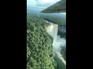 Невероятно красивый водопад Кайетур 😍