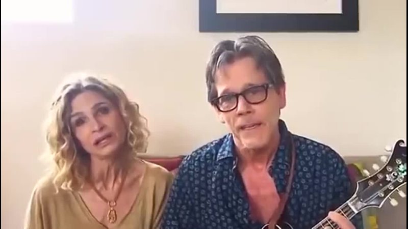 Kevin Bacon and Kyra Sedgwick sings Quando Quando Quando ( Covid