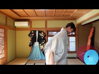 Wearing a KIMONO ｜By a traditional Japanese dancer