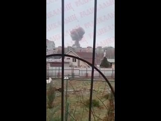 Днепропетровск: Вспышка в небе, слышен один взрыв, после чего начинает подниматься дым