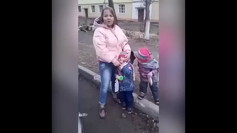 Мать угрожала детям