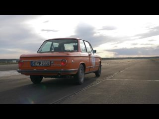 BMW 2002 tii - FULL REVIEW - Autogefühl