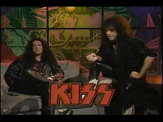 Headbangers Ball USA - 1990-04-07 - Kiss Hosts