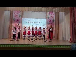 Салабайкасинская НОШ (Тивлет) - районный конкурс “Лейся, песня“ (1 место)