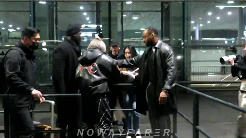 180223 CL Arrival at CDG Airport in
