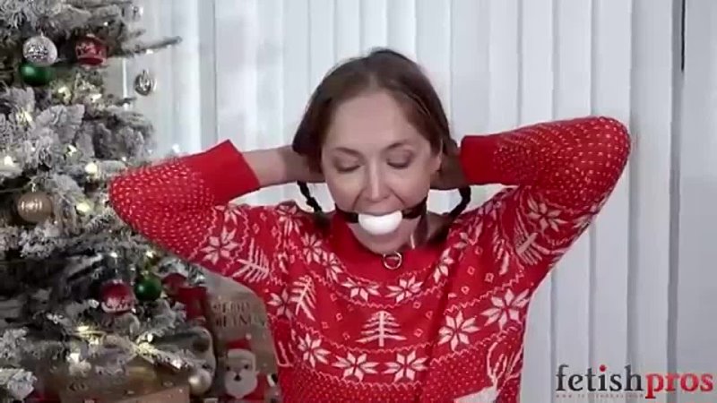 Rachel Adams Christmas Morning Selfbondage