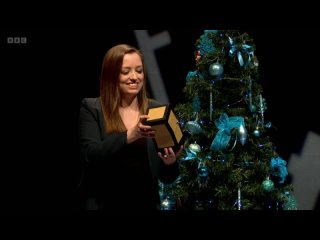 QI XL STE07 (2022-12-19) Toys, Tinsel, and Turkeys (Christmas Special) [Subs]